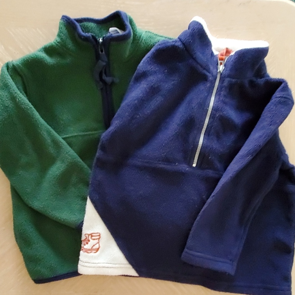 (2) 2t partial zip pull over fleece sweaters